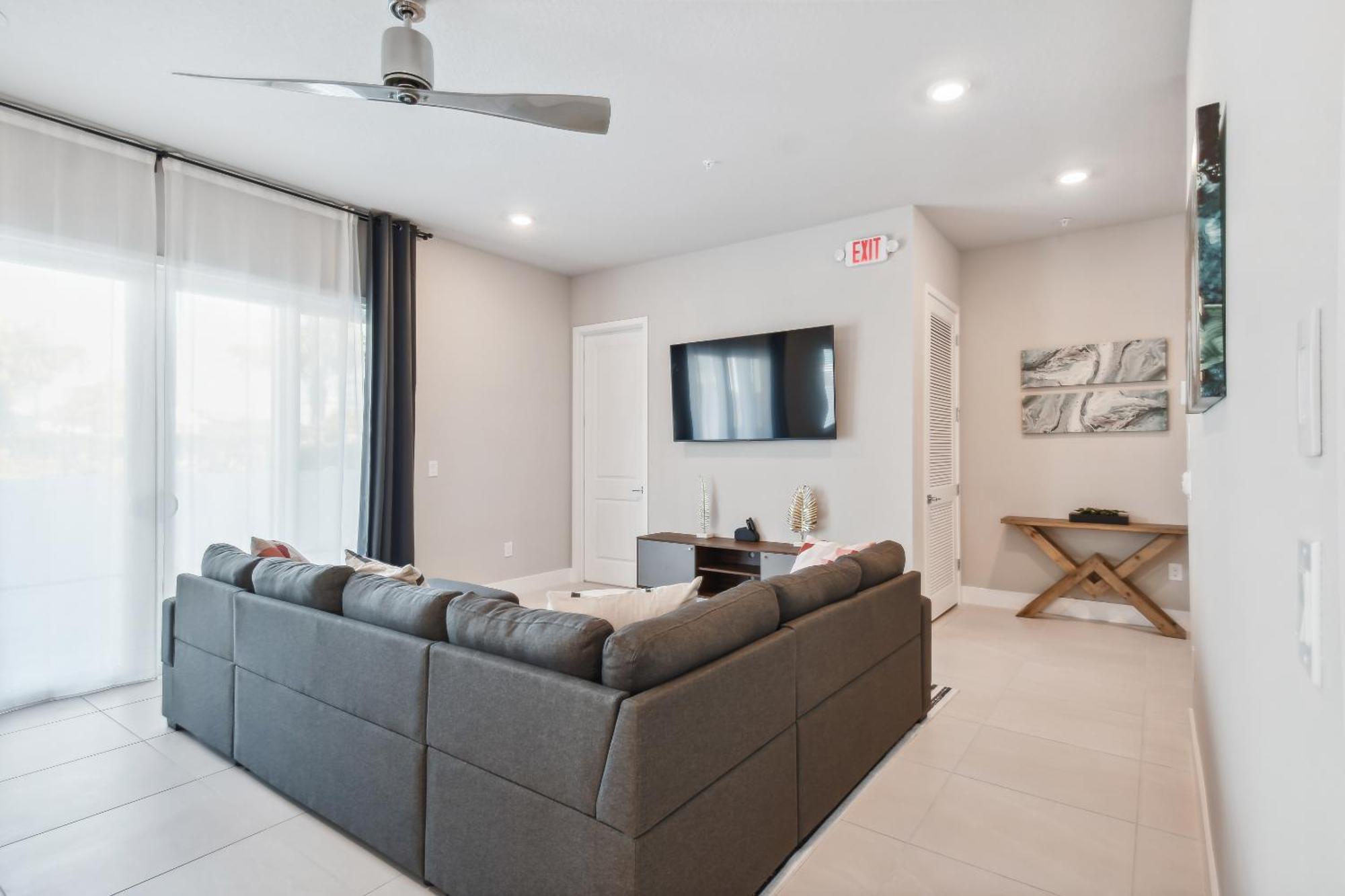 Stunning New Close To World Apartment