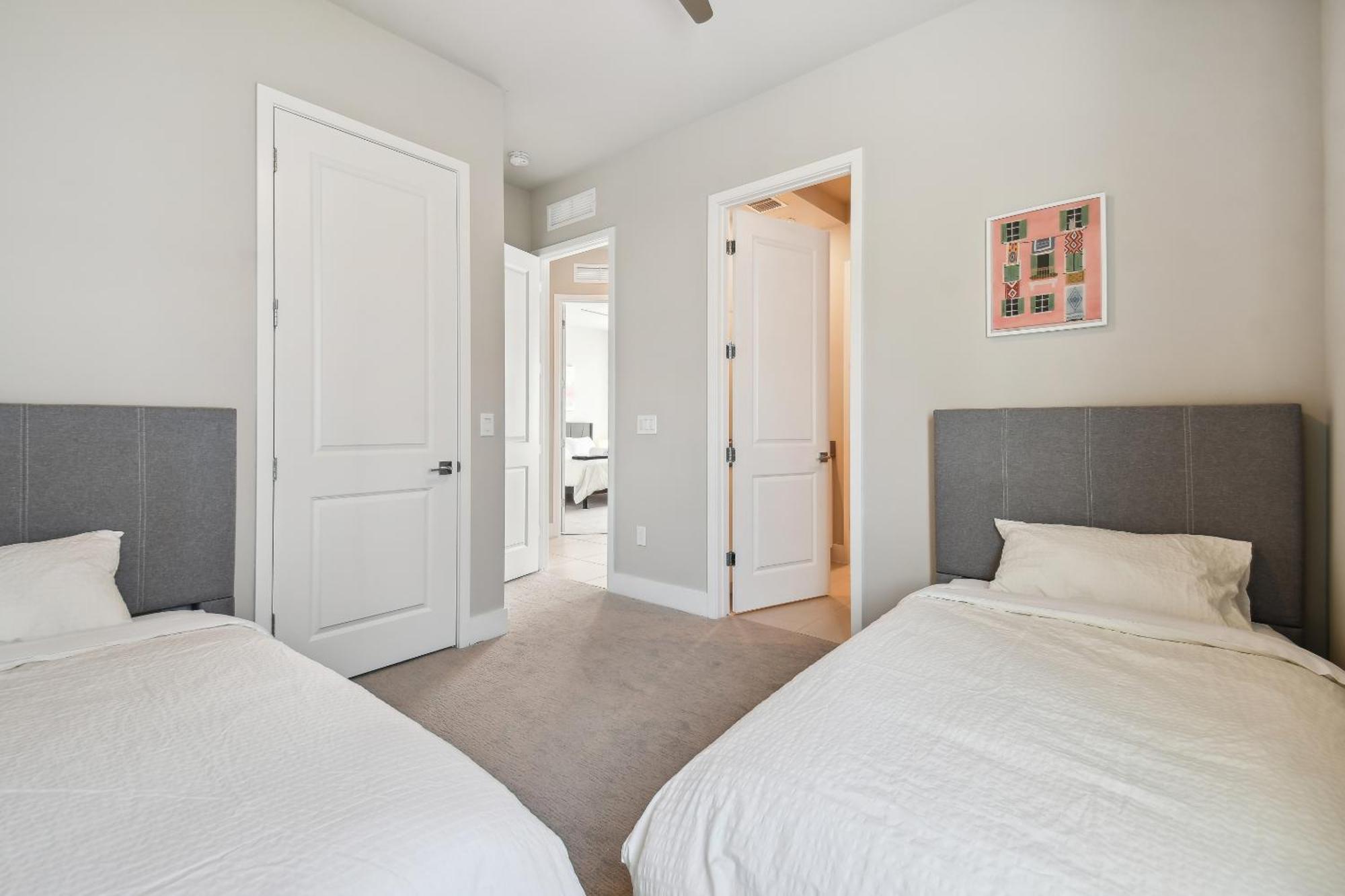 Stunning New Close To World * Kissimmee